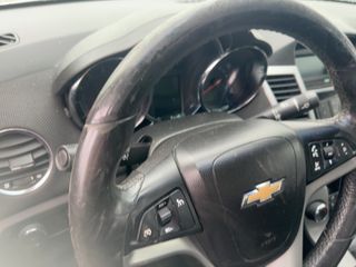 2012 Chevrolet Cruze LT w/1LT - Interior Full Dashboard Image